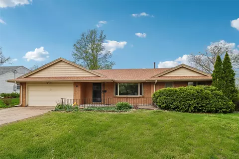 1134 18th St, West Des Moines, IA 50265