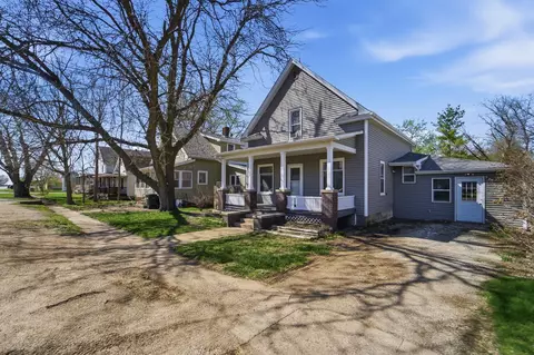 207 Chestnut St, Minburn, IA 50167