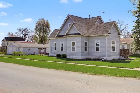 703 5th St, Colo, IA 50056 photo 3