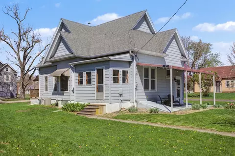 703 5th St, Colo, IA 50056 photo 2