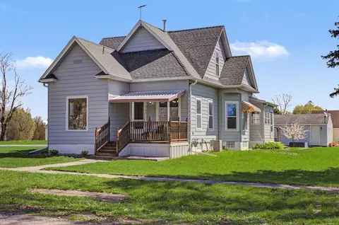 703 5th St, Colo, IA 50056