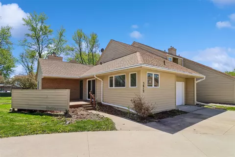 5612 Linden Cir, Johnston, IA 50131