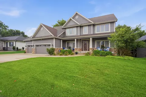 4819 147th St, Urbandale, IA 50323