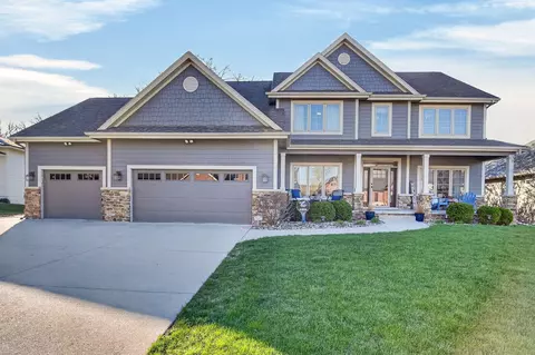 4819 147th St, Urbandale, IA 50323