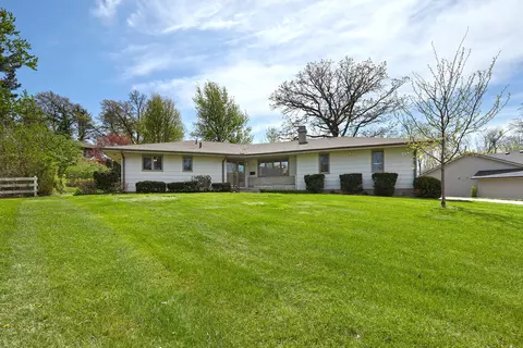 1305 S 4th Ave W, Newton, IA 50208