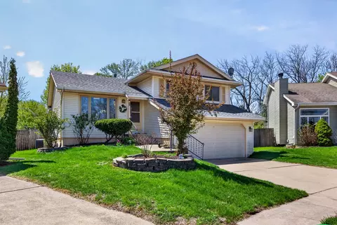 3860 92nd Cir, Urbandale, IA 50322