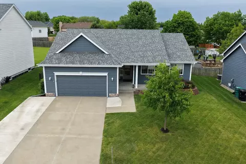 3310 SW Maize Dr, Ankeny, IA 50023