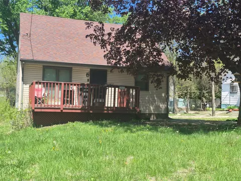 2660 Morton Ave, Des Moines, IA 50317