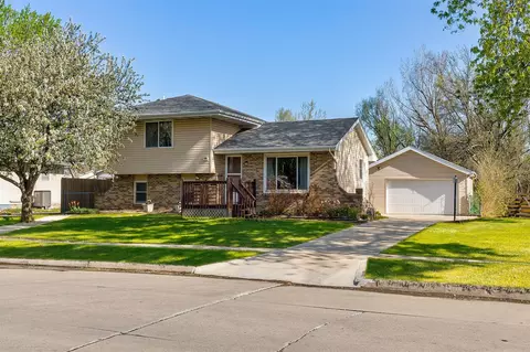 1610 NW 10th St, Ankeny, IA 50023