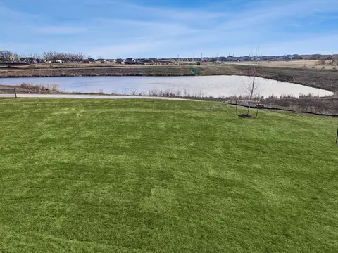 View/Area - 240 NW Copperleaf Ct, Waukee, IA 50263 photo 1 of 1