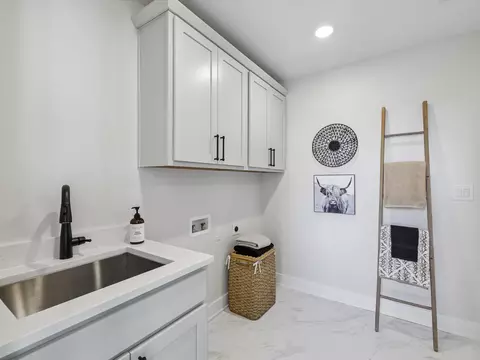 Other - 240 NW Copperleaf Ct, Waukee, IA 50263 photo 3 of 5