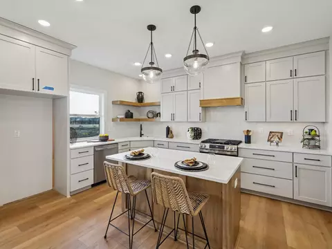 Kitchen - 240 NW Copperleaf Ct, Waukee, IA 50263 photo 1 of 3