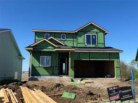 1835 Gordon Ct, Norwalk, IA 50211