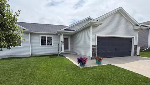 1913 Roebling Rd, Adel, IA 50003