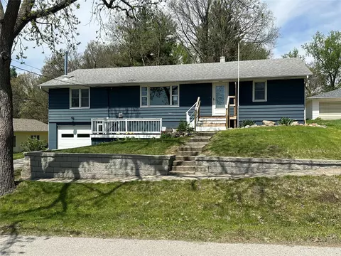 213 W Lincoln St, Monroe, IA 50170