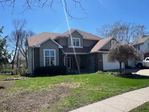 2936 Cypress Cir, Ames, IA 50014