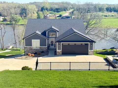 6058 Panorama Rd, Panora, IA 50216