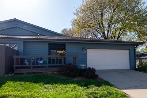6164 Terrace Dr #18, Johnston, IA 50131