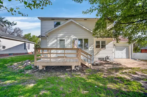 1902 State St, Granger, IA 50109