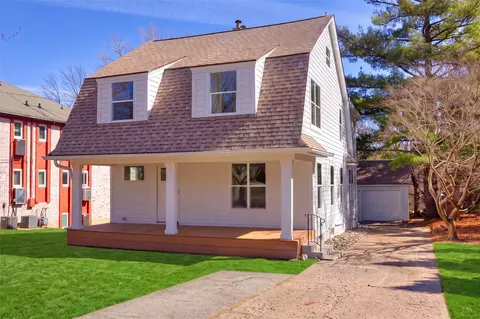 415 42nd St, Des Moines, IA 50312