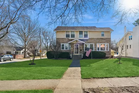 1319 39th St, Des Moines, IA 50311