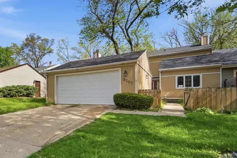 8307 Twana Dr, Urbandale, IA 50322
