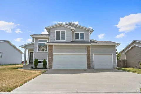 2634 3rd Ave SW, Altoona, IA 50009
