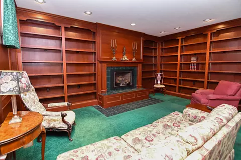 Living - 202 Coover Ave, Baxter, IA 50028 photo 2 of 4