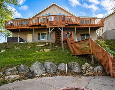 1256 Scenic Pl, Ellston, IA 50074