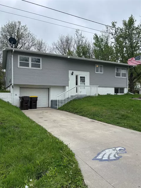 509 E Kansas St, Afton, IA 50830