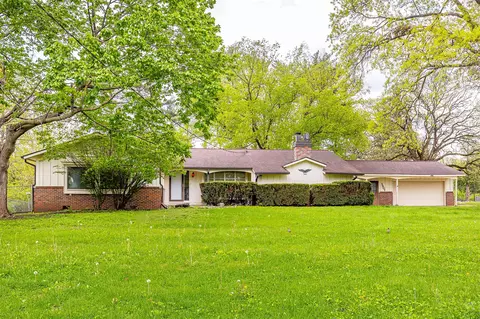 3901 SW 31st St, Des Moines, IA 50321