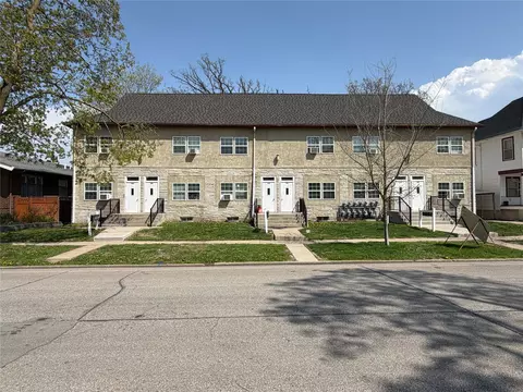 1137 26th St, Des Moines, IA 50311