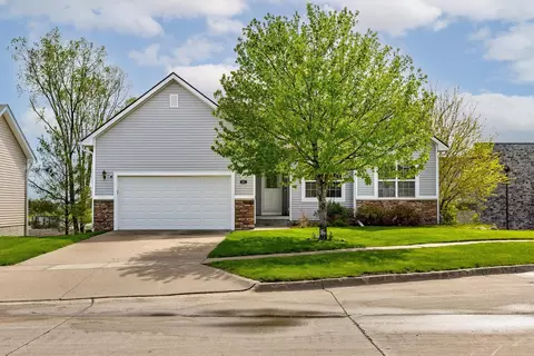 2227 4th Ave SE, Altoona, IA 50009