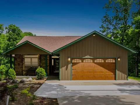 15300 Big Buck Run, Moravia, IA 52571