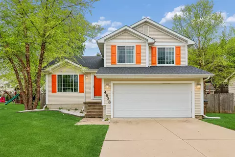 4638 Meadow Valley Dr, West Des Moines, IA 50265