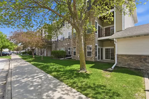 1329 SE University Ave #112, Waukee, IA 50263