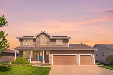 1629 Ashwood Dr, Altoona, IA 50009