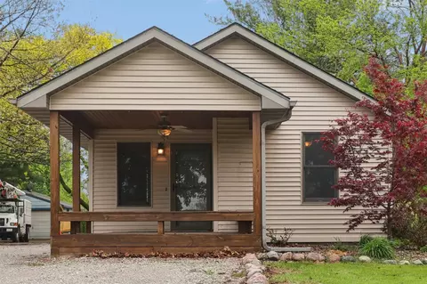2122 Morton Ave, Des Moines, IA 50317