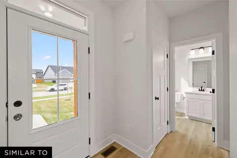 Entry Way - 4221 NE 5th St, Ankeny, IA 50021 photo 2 of 3