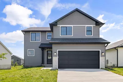 4221 NE 5th St, Ankeny, IA 50021