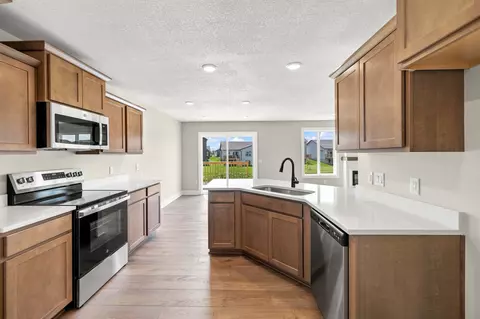 Kitchen - 4221 NE 5th St, Ankeny, IA 50021 photo 1 of 4