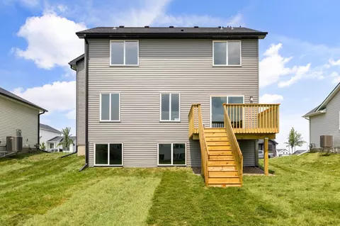 Exterior - 4221 NE 5th St, Ankeny, IA 50021 photo 4 of 5