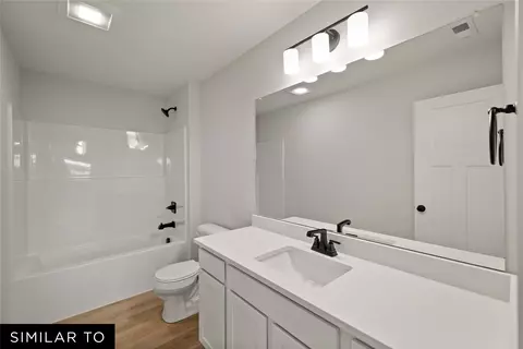 Bath - 4221 NE 5th St, Ankeny, IA 50021 photo 2 of 3