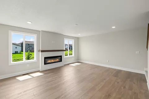 Living - 4221 NE 5th St, Ankeny, IA 50021 photo 3 of 6