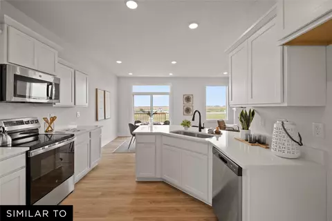 Kitchen - 4221 NE 5th St, Ankeny, IA 50021 photo 4 of 5