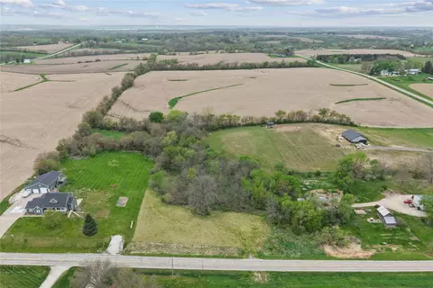 4982 SE 104th St, Runnells, IA 50237
