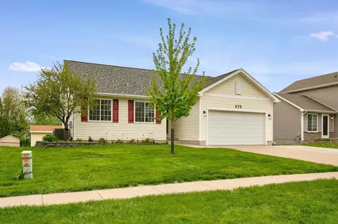 675 SE Ashton Ct, Waukee, IA 50263