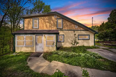 1328 Merle Hay Rd, Des Moines, IA 50311