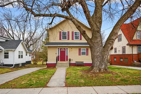 2525 Beaver Ave, Des Moines, IA 50310