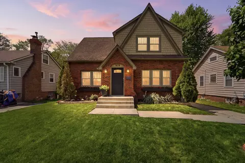 1628 47th St, Des Moines, IA 50310